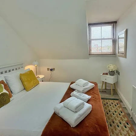 Prázdninový dům Superb Location 3 Storey House Free Parking